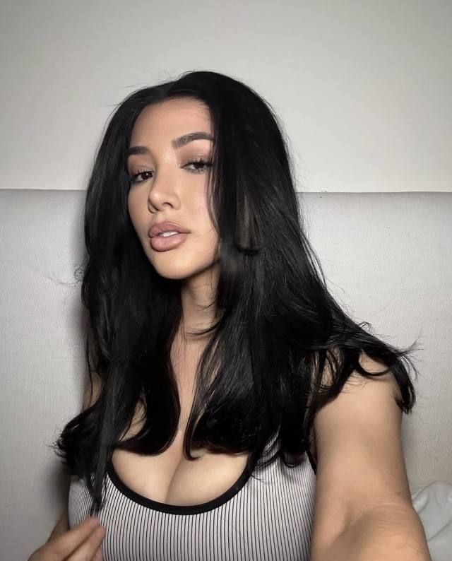 CASH ✅ PAYMENT 💕 ACCEPTED ⭕️ IN PERSON  I OFFER FUN ,MASSAGES ,SELL ALL KINDS OF DRUGS,AND 🥵 PILLS 💊 💕 I ALSO SELL NUDE PICS - Image 2